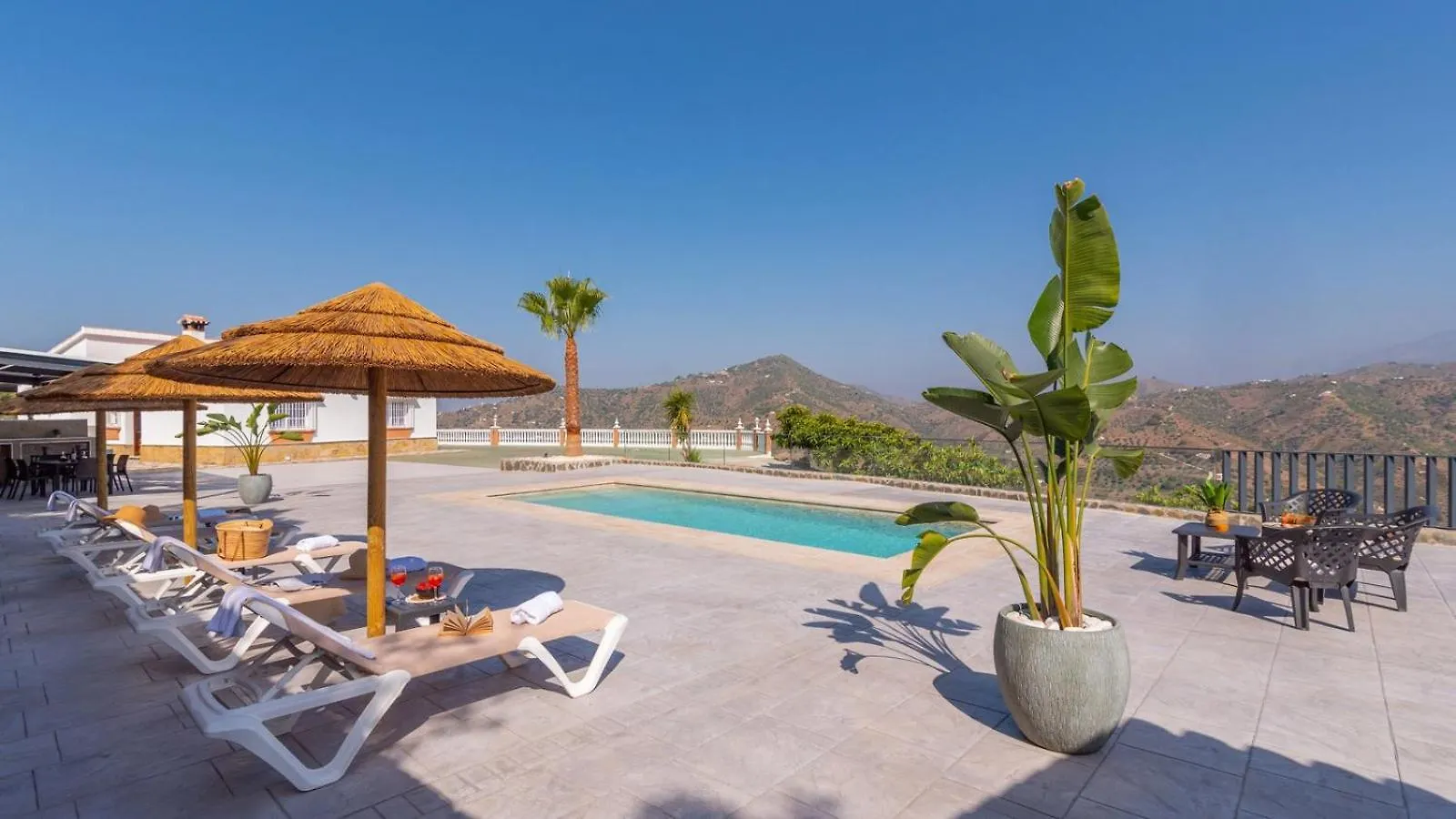 Holiday home Villa Charo Sayalonga By Ruralidays