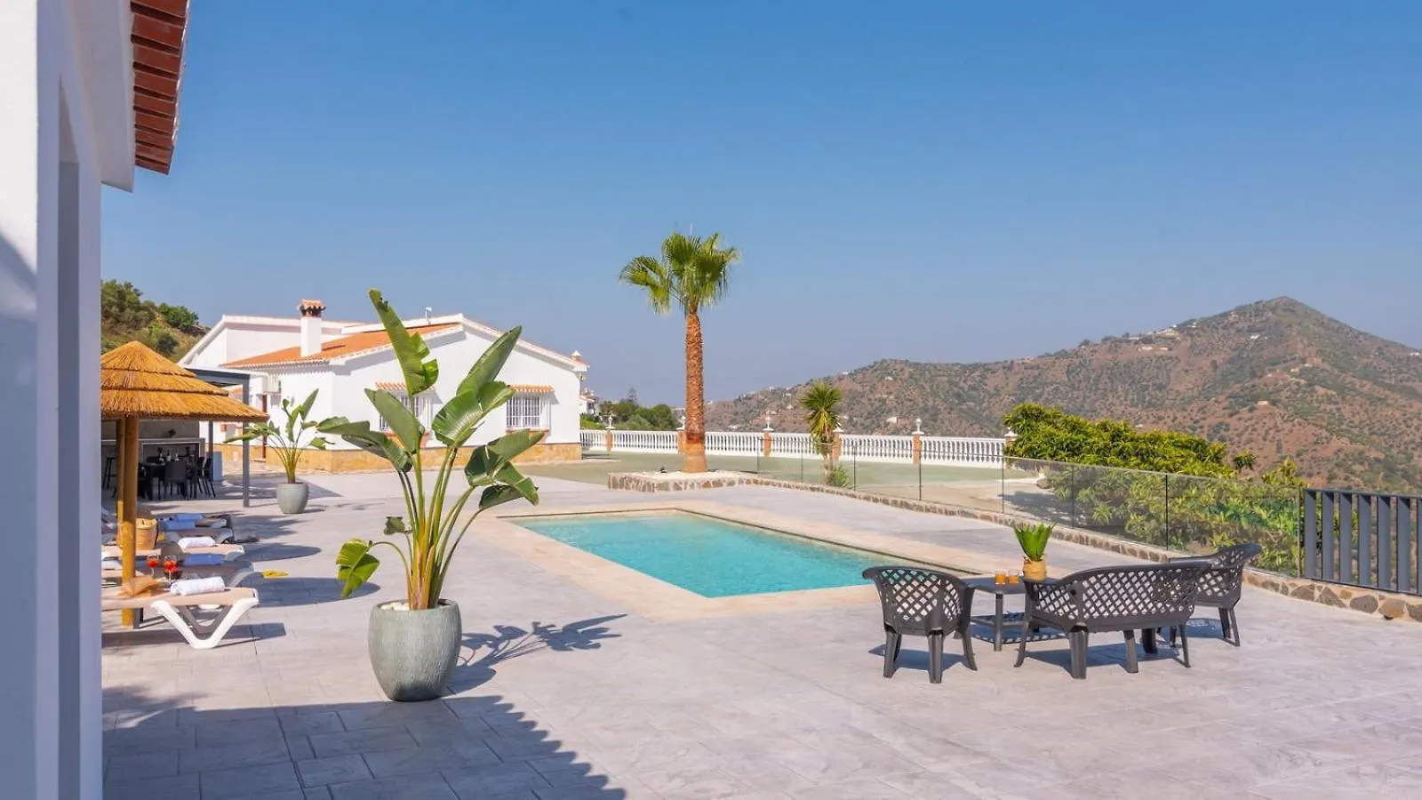 Holiday home Villa Charo Sayalonga By Ruralidays